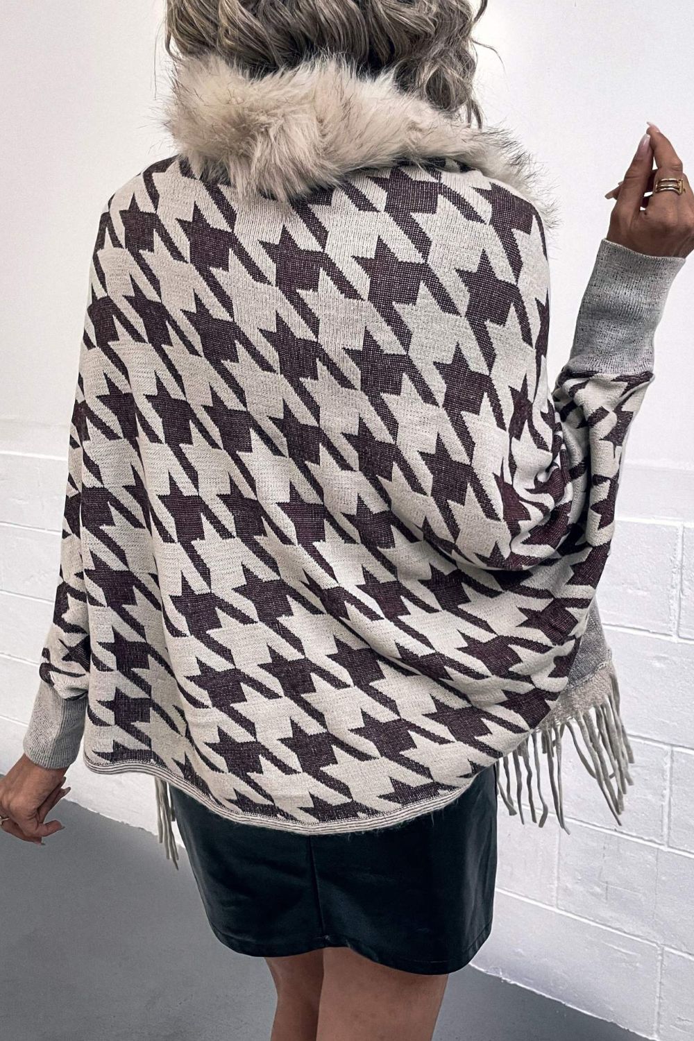 Houndstooth Fringe Hem Poncho-Angel Casuals