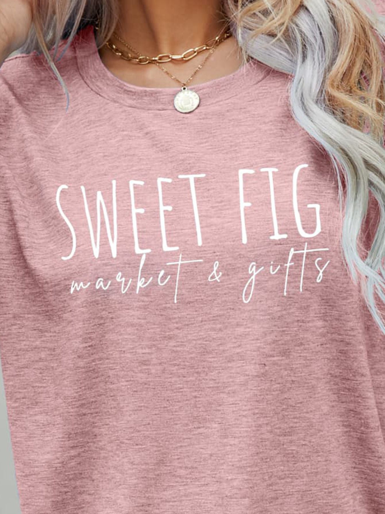 SWEET FIG MARKET & GIFTS Graphic Tee-Angel Casuals