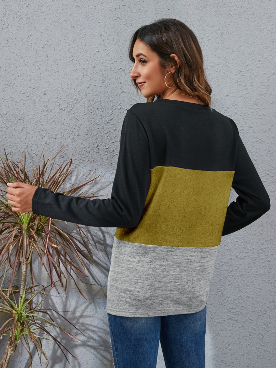 Color Block Round Neck Long Sleeve T-Shirt-Angel Casuals