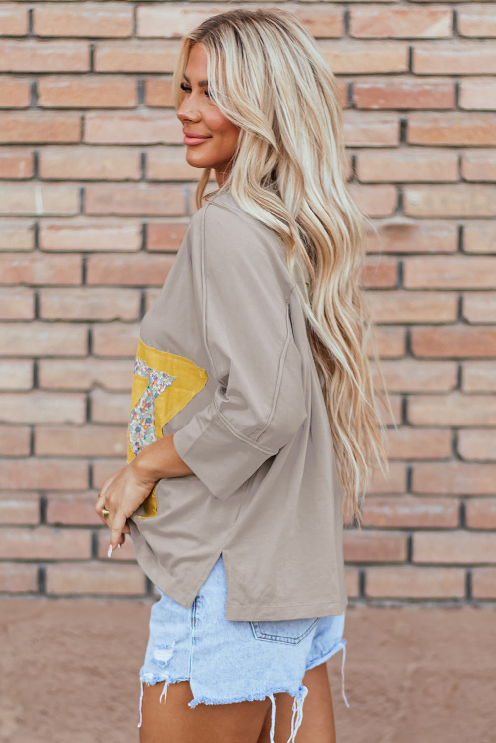 Star Applique Round Neck T-Shirt-Angel Casuals