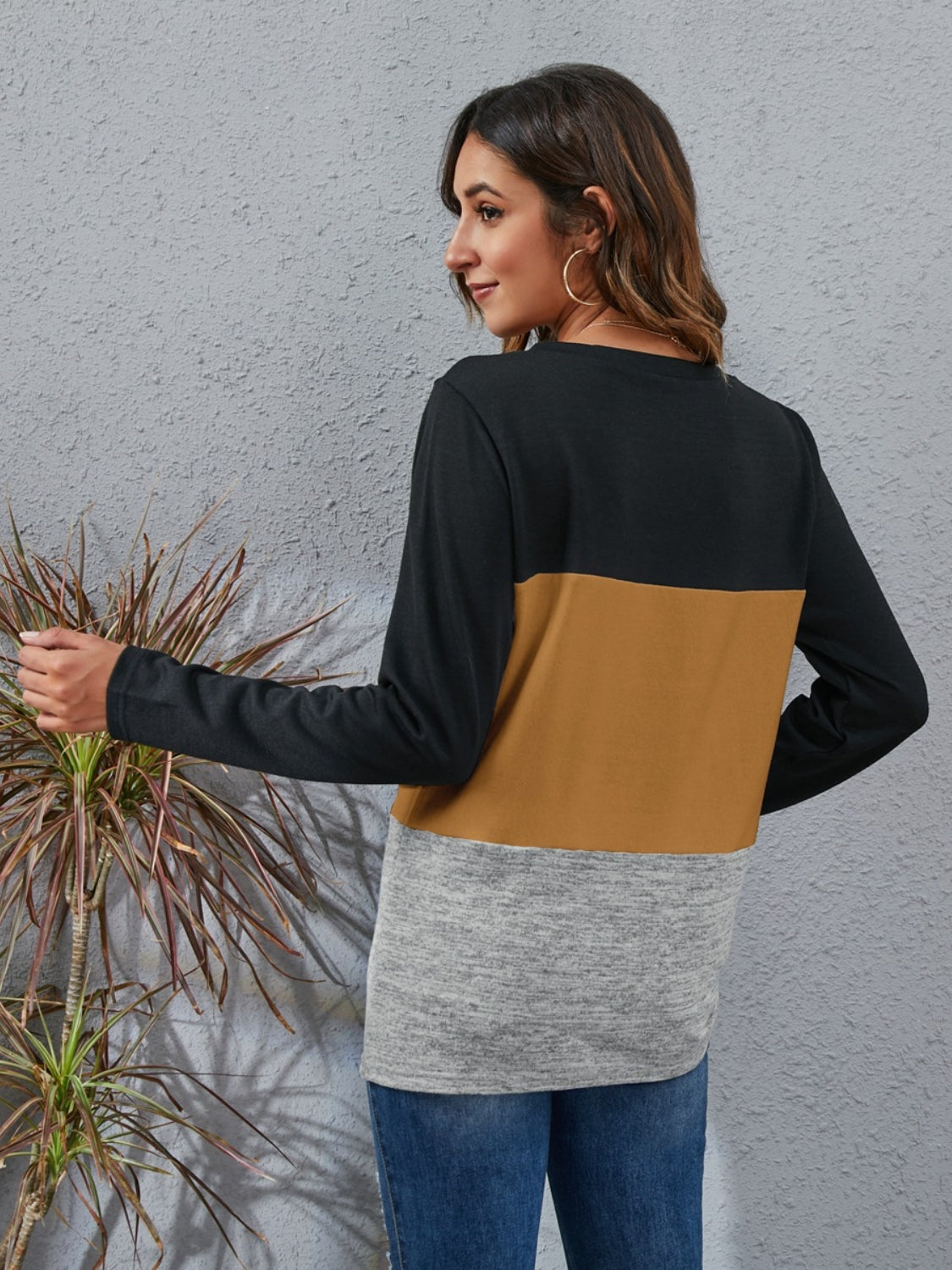Color Block Round Neck Long Sleeve T-Shirt-Angel Casuals