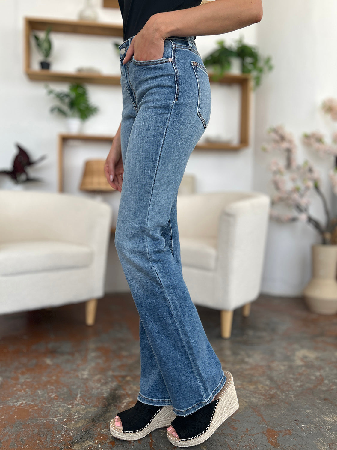 Judy Blue Full Size Mid-Rise Waist Straight Jeans-Angel Casuals