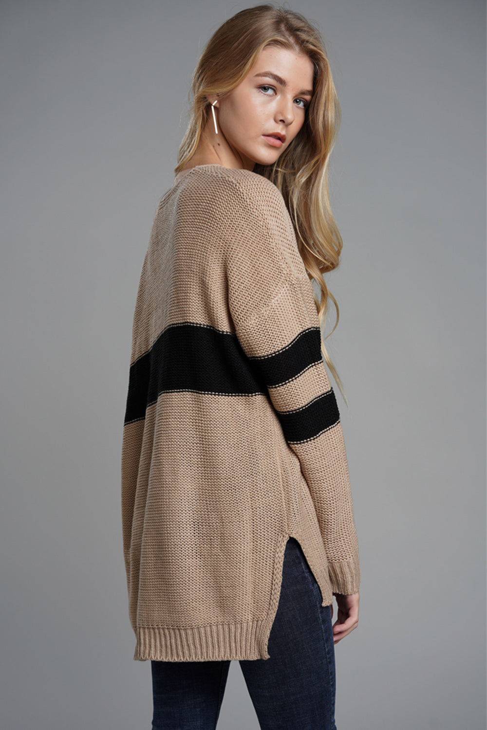 Slit Contrast V-Neck Long Sleeve Sweater-Angel Casuals