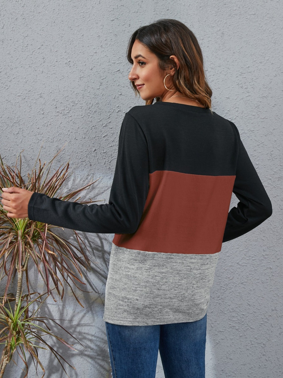 Color Block Round Neck Long Sleeve T-Shirt-Angel Casuals